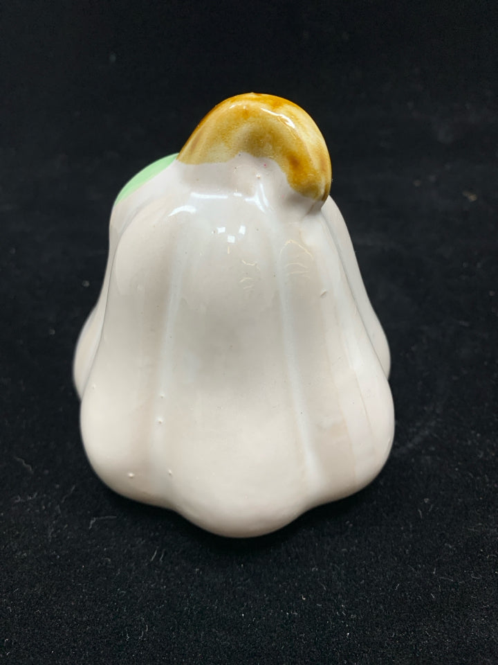 WHITE CERAMIC PUMPKIN.