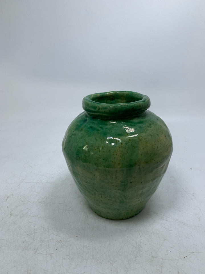 POTTERY GREEN VASE.