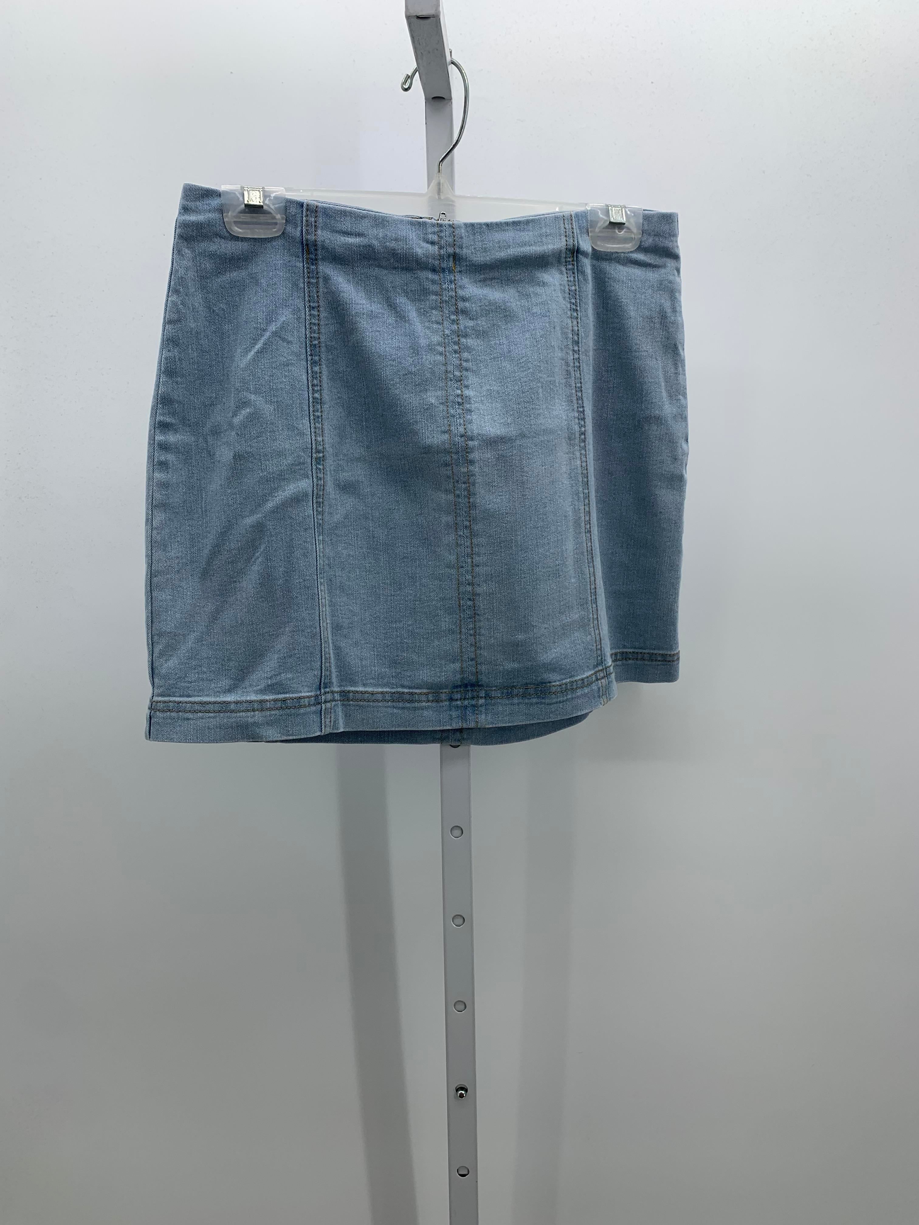 Tinsletown Size Medium Juniors Skirt