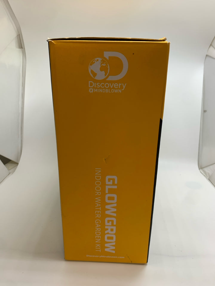 NIB DISCOVERY GLOW GROW INDOOR WATERING KIT.