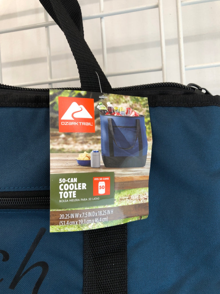 NWT BEACH THERAPY COOLER TOTE.