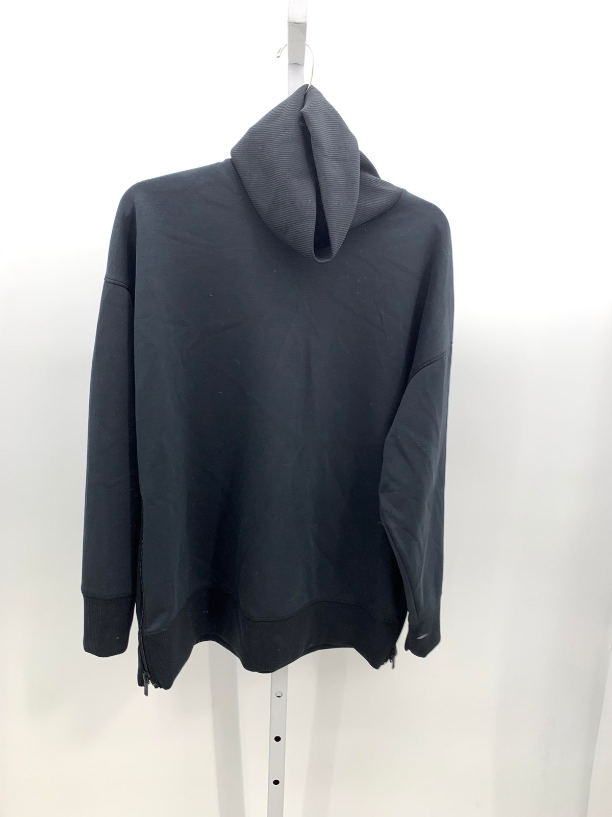 All In Motion Size X Small Misses Long Sleeve Shirt