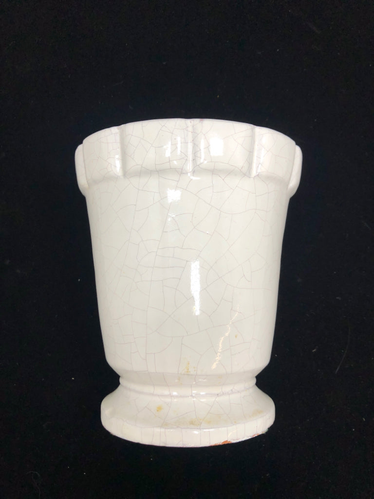 WHITE CRACKLE CERAMIC PLANTER.