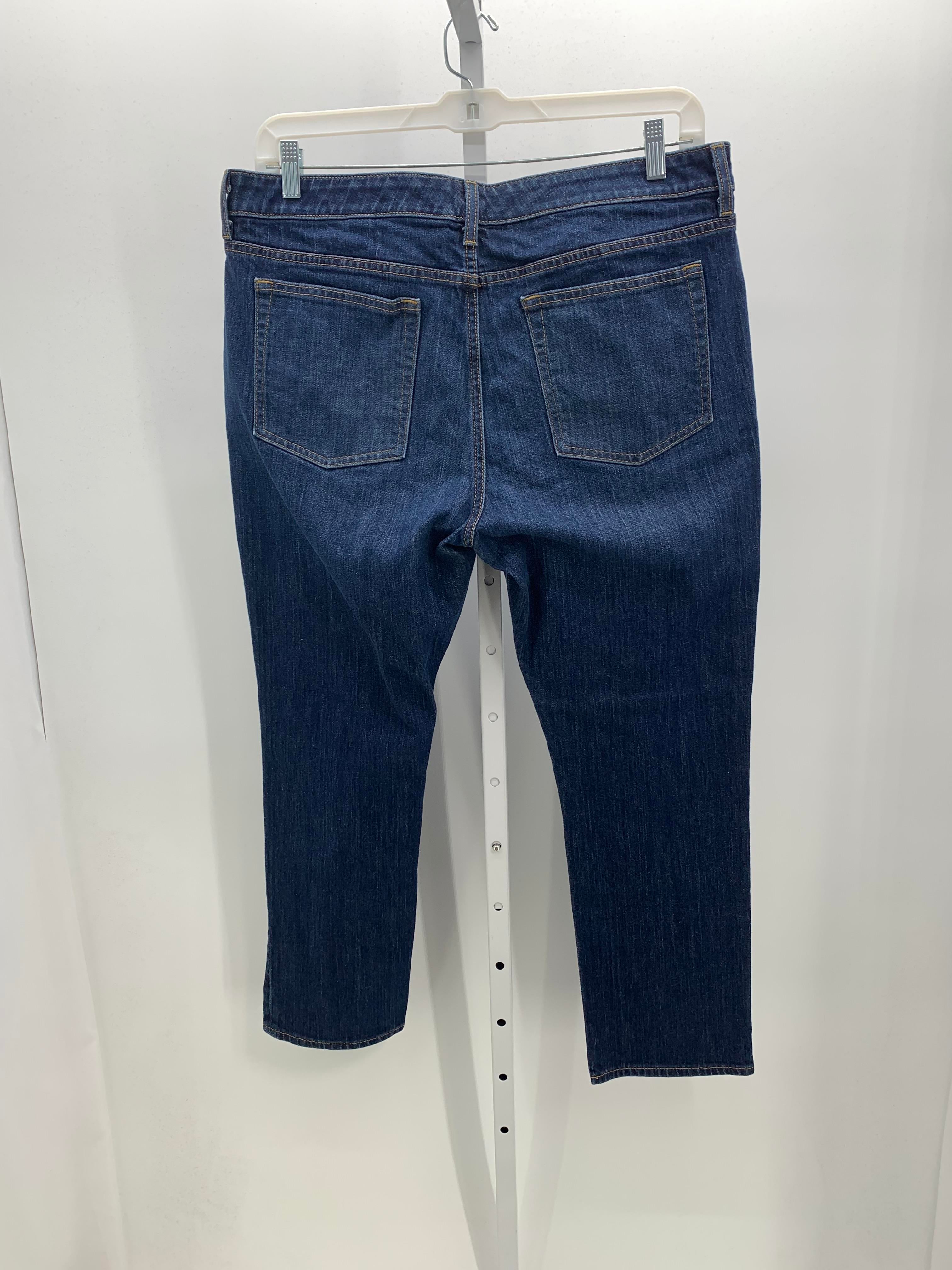 STRAIGHT LEG JEANS