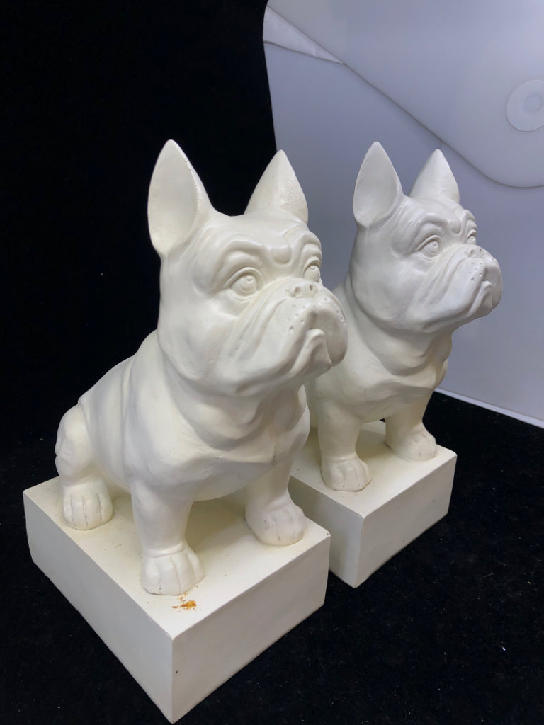 2 WHITE BULLDOG BOOK ENDS.