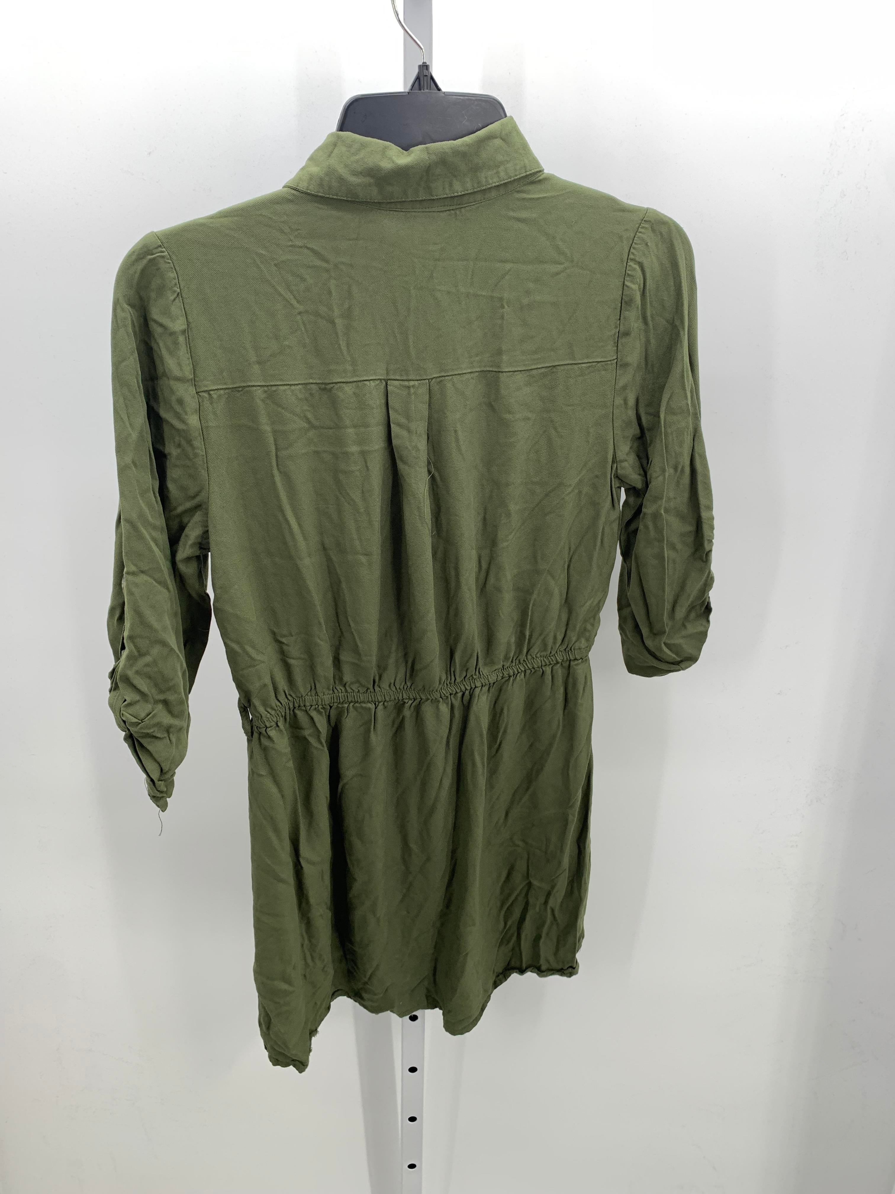 Size Medium Juniors Short Sleeve Dress