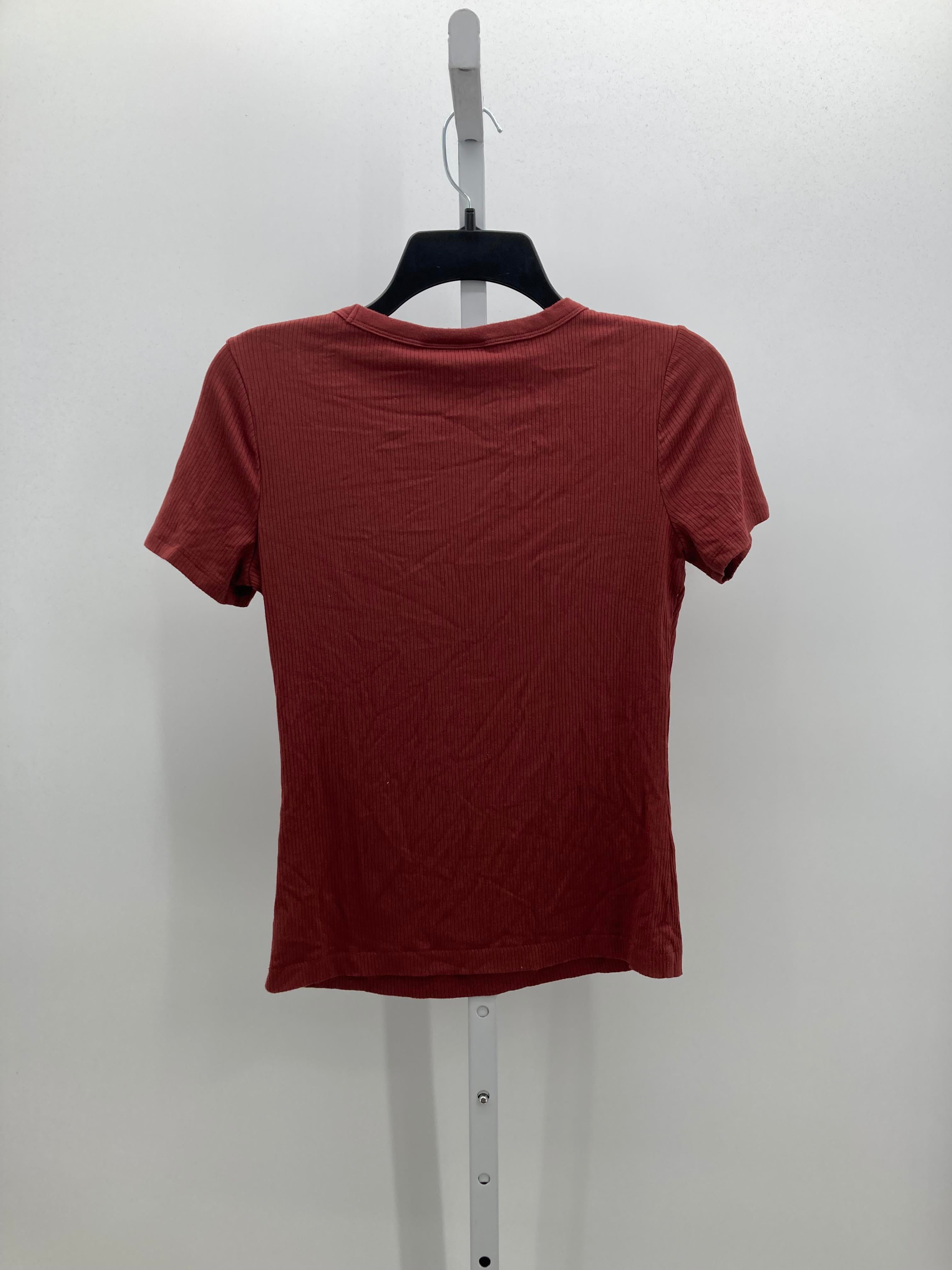 Size Small Misses Short Sleeve Shirt