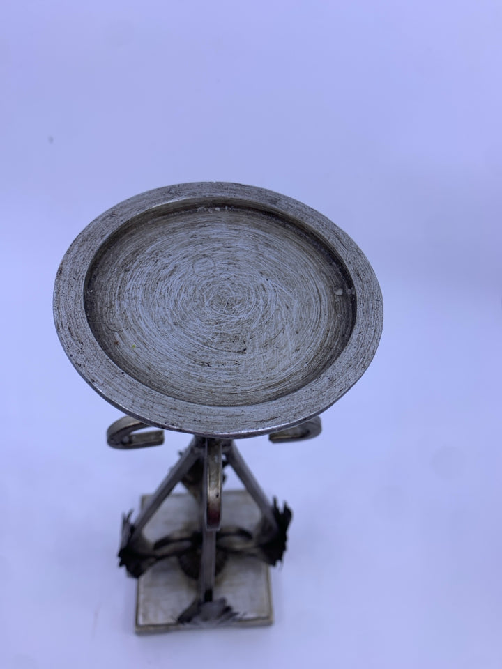 GOLDEN CANDLE PILLAR- LEAF AND SCROLL PATTERN.