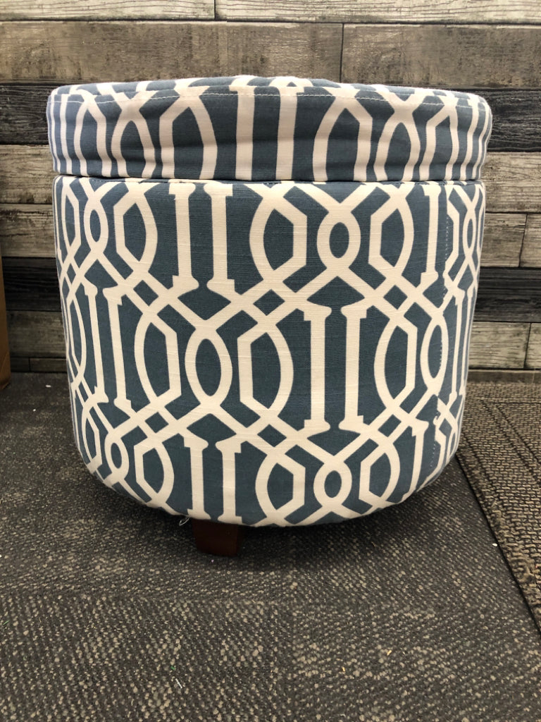 BLUE AND WHITE STORAGE OTTOMAN.