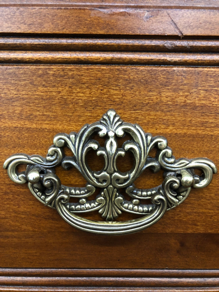 WEBB DEEP OAK CHIFFOROBE GENTLEMAN'S CHEST.
