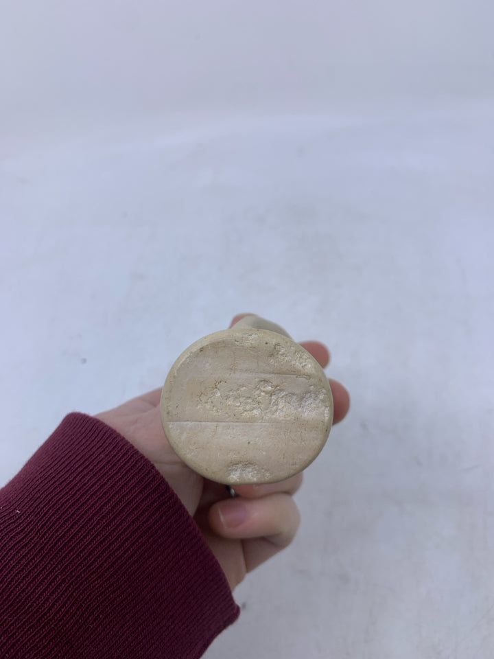 CREAM STONE ABSTRACT MOTHER/CHILD.