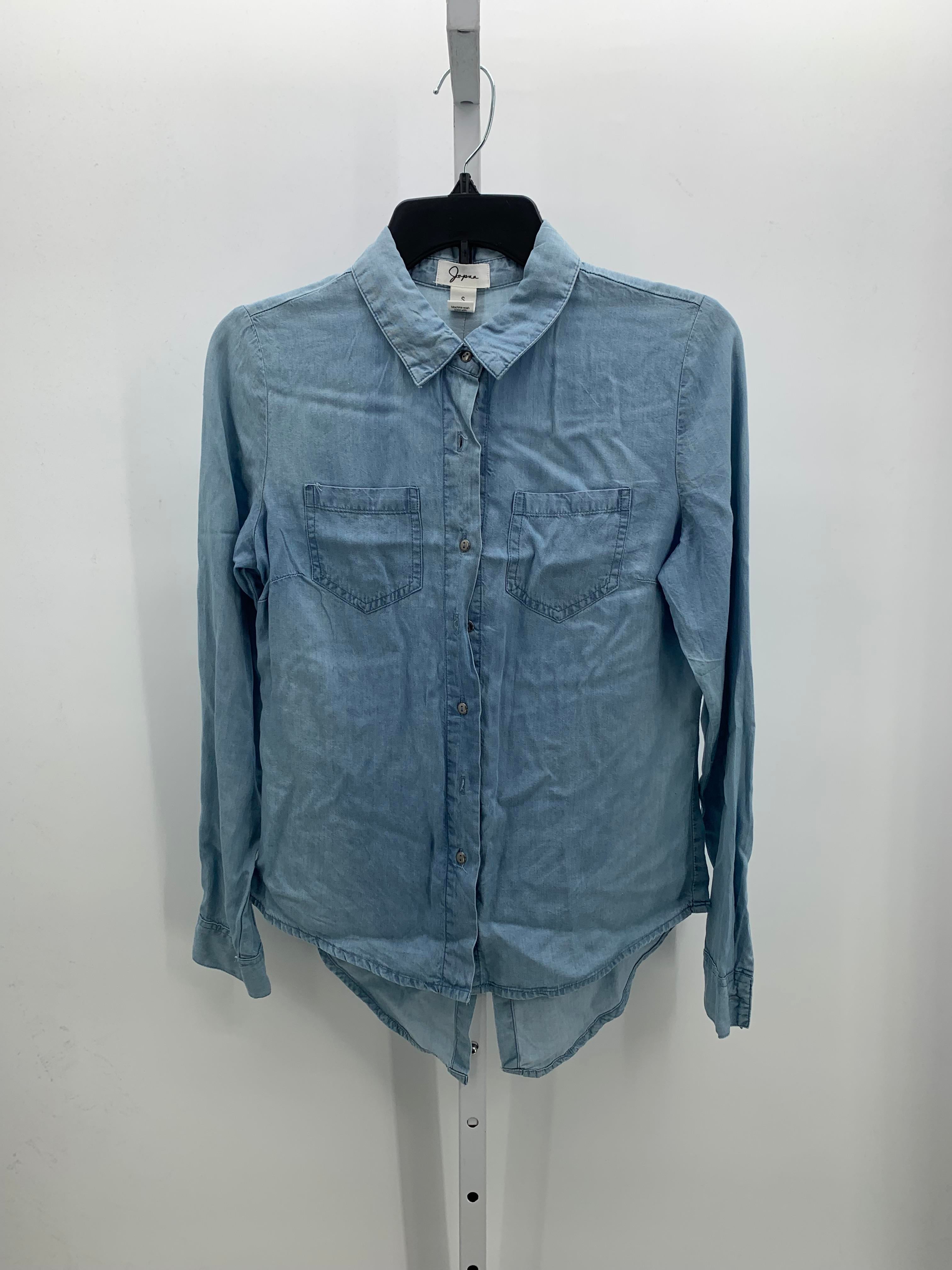 Japna Size Small Misses Long Sleeve Shirt