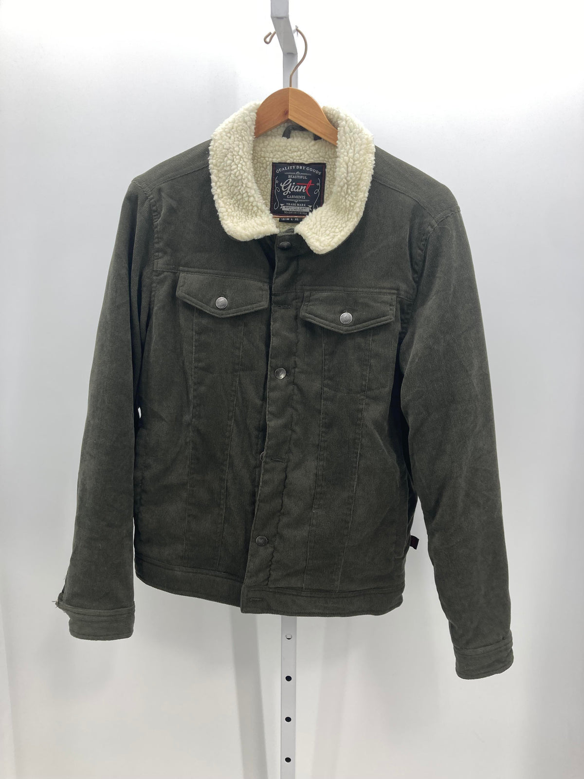 SHERPA LINED SNAPS JACKET.