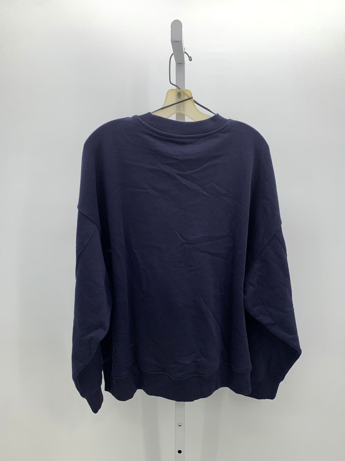 Divided Size Extra Large Juniors Long Sleeve Shirt