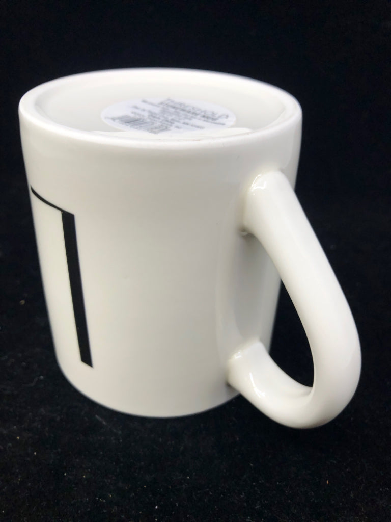 "L" BLACK/WHITE COFFEE MUG.
