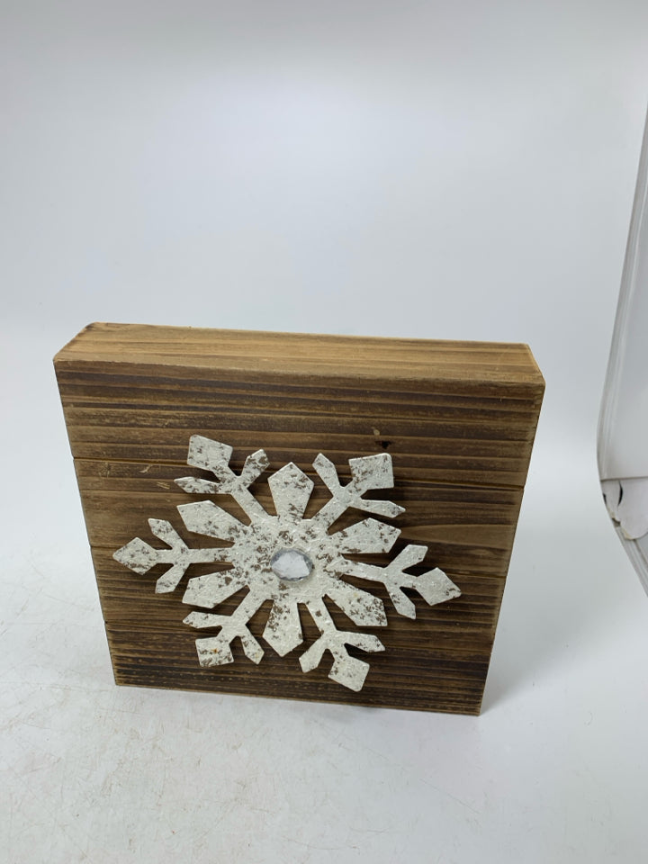 Winter Decor