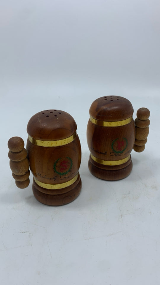 VTG BEER MUG- MOHAWK TRAIL S+P SHAKERS.