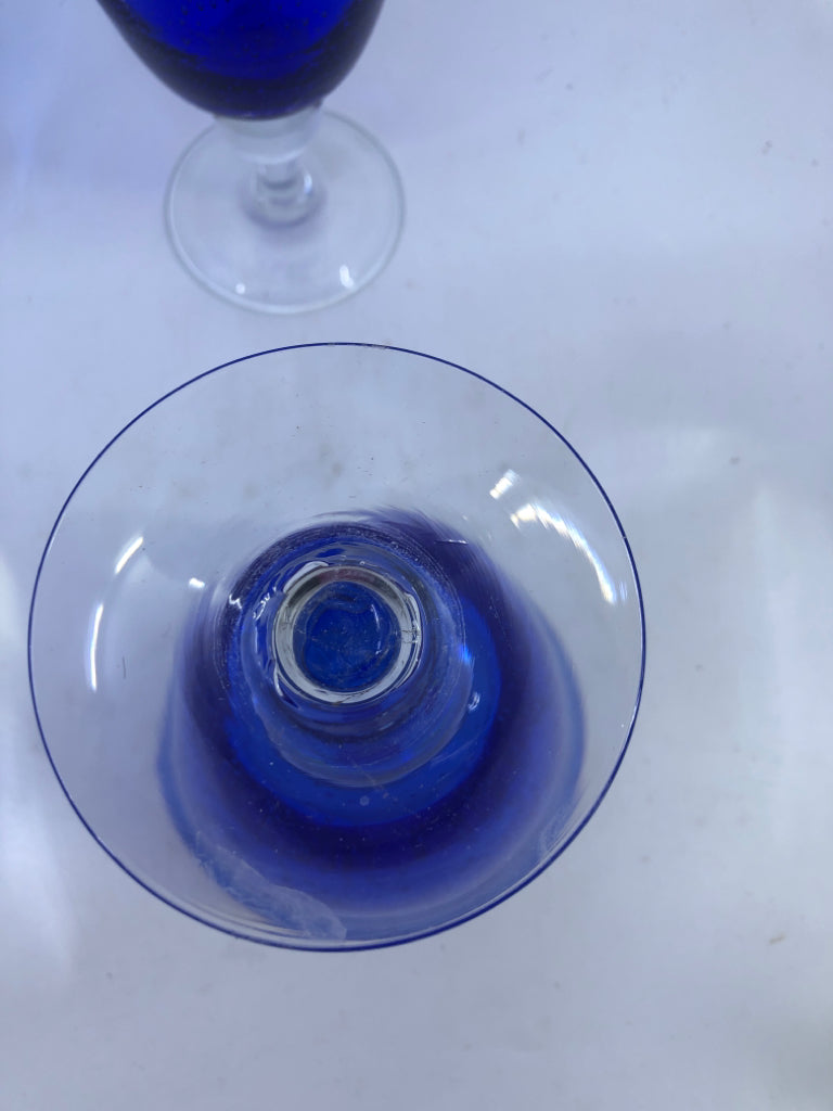 6 BLUE GLASS WINE GOBLETS.