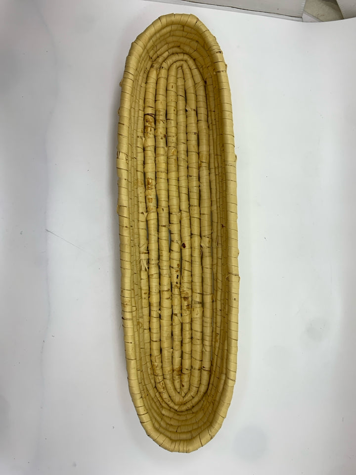 OVAL WOVEN BASKET TRAY.