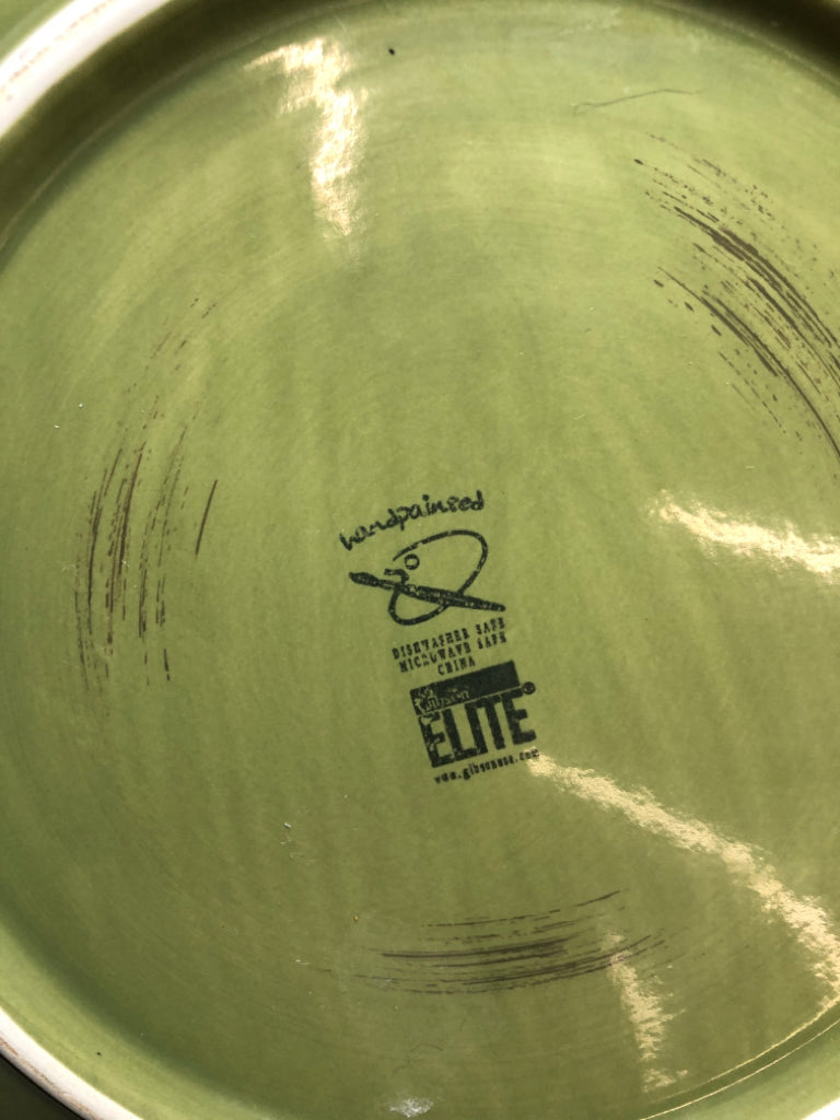 HAND-PAINTED GREEN GIBSON SERVING BOWL.