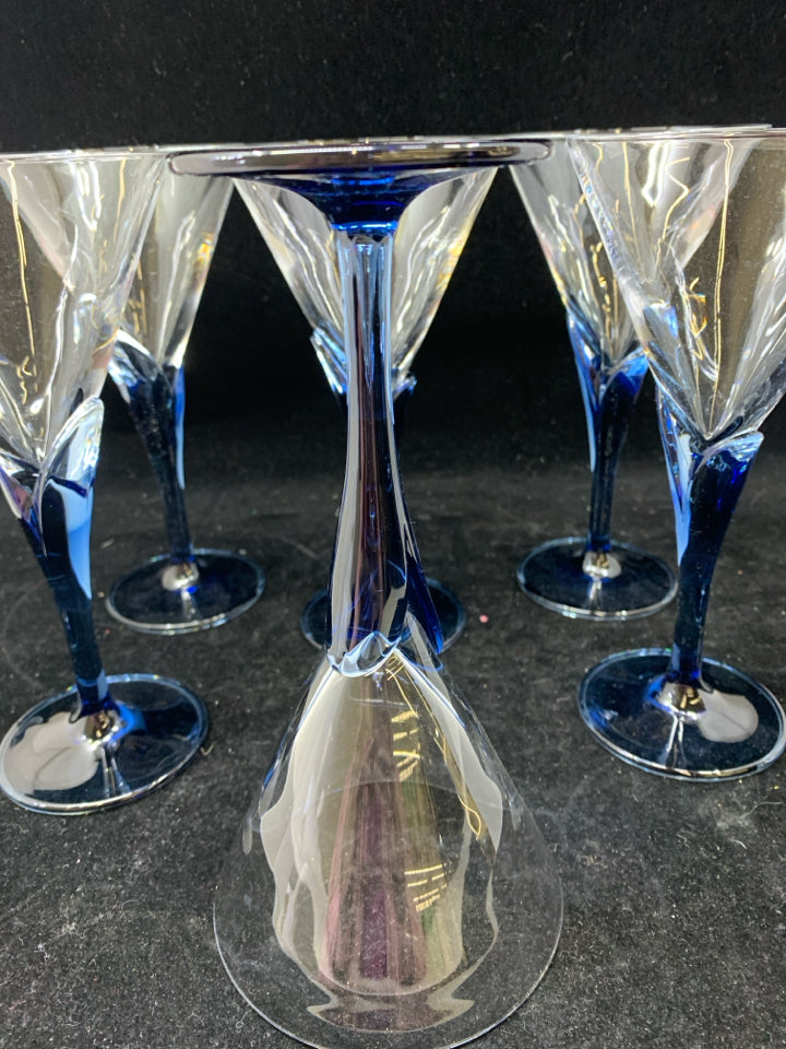 6 BLUE STEM CHAMPAGNE FLUTES.