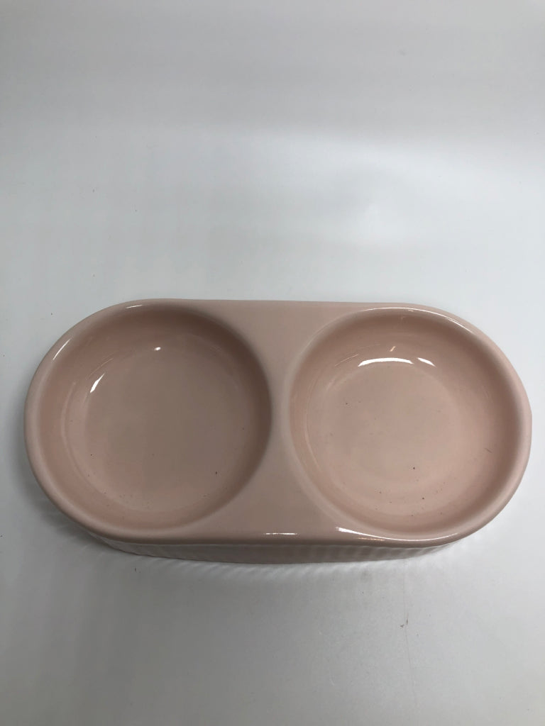 PINK 2-SECTION CERAMIC PET BOWL.