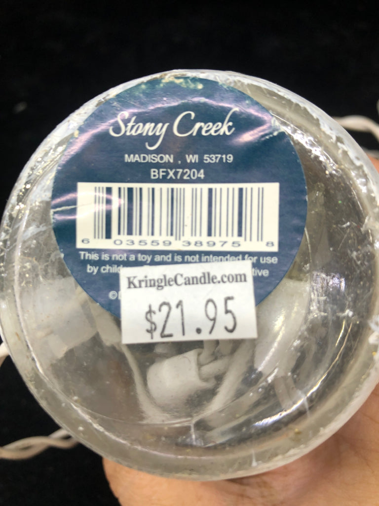 SNOWMAN AND REINDEER LIGHT UP DECOR.