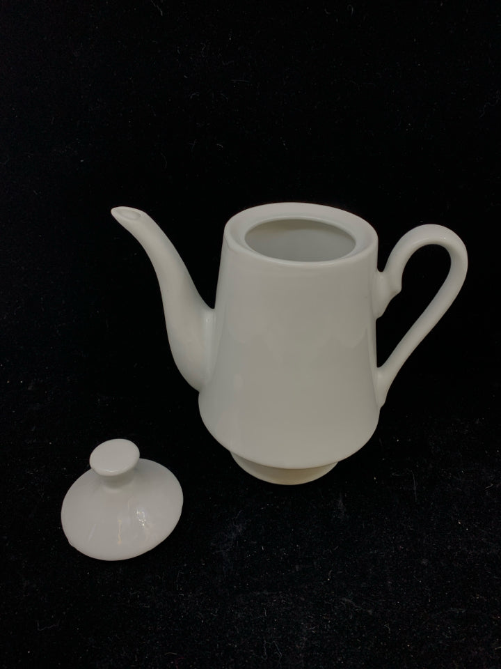 WHITE SERVING COFFEE POT.
