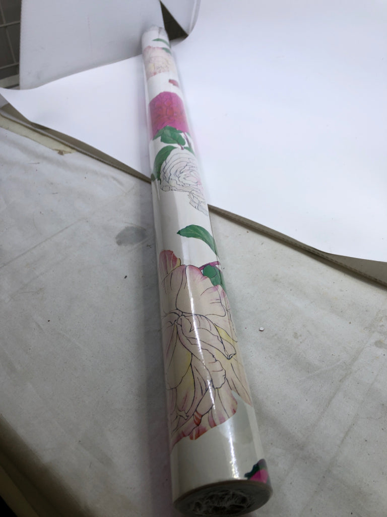 NIP FLORAL WRAPPING PAPER HALLMARK.