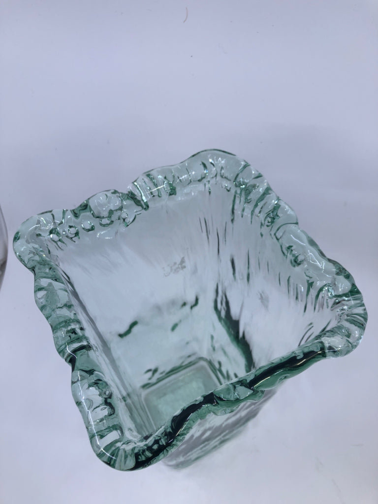 PALE GREEN WAVY GLASS SQUARE VASE.