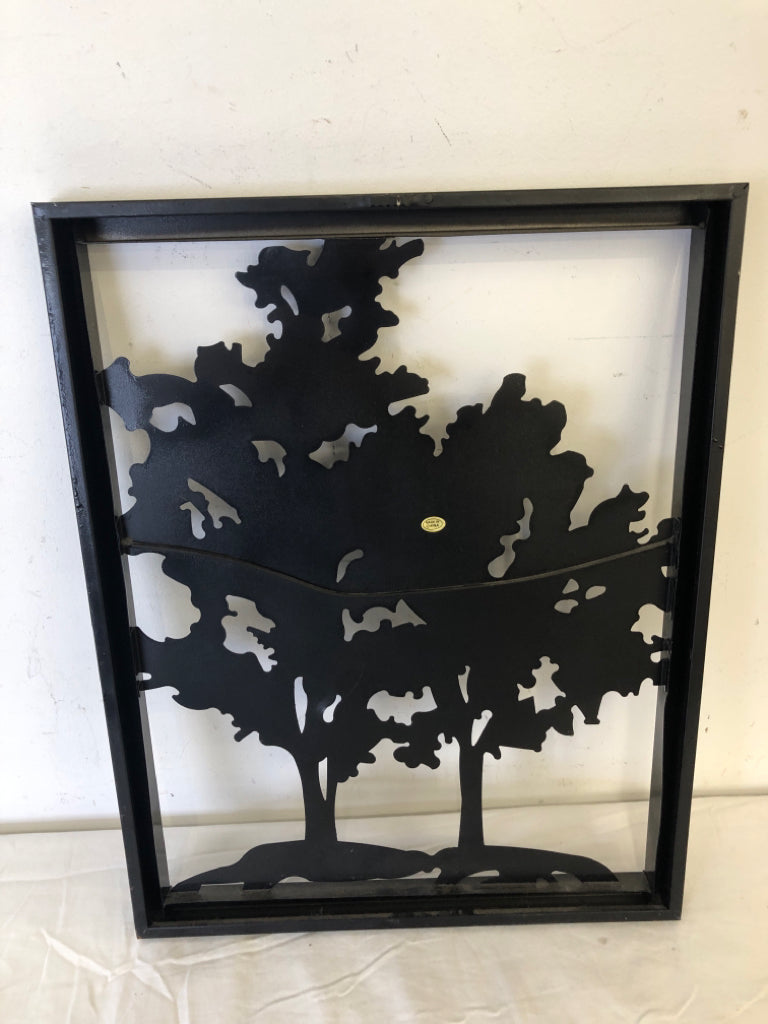 BROWN METAL 2 TREE WALL ART.