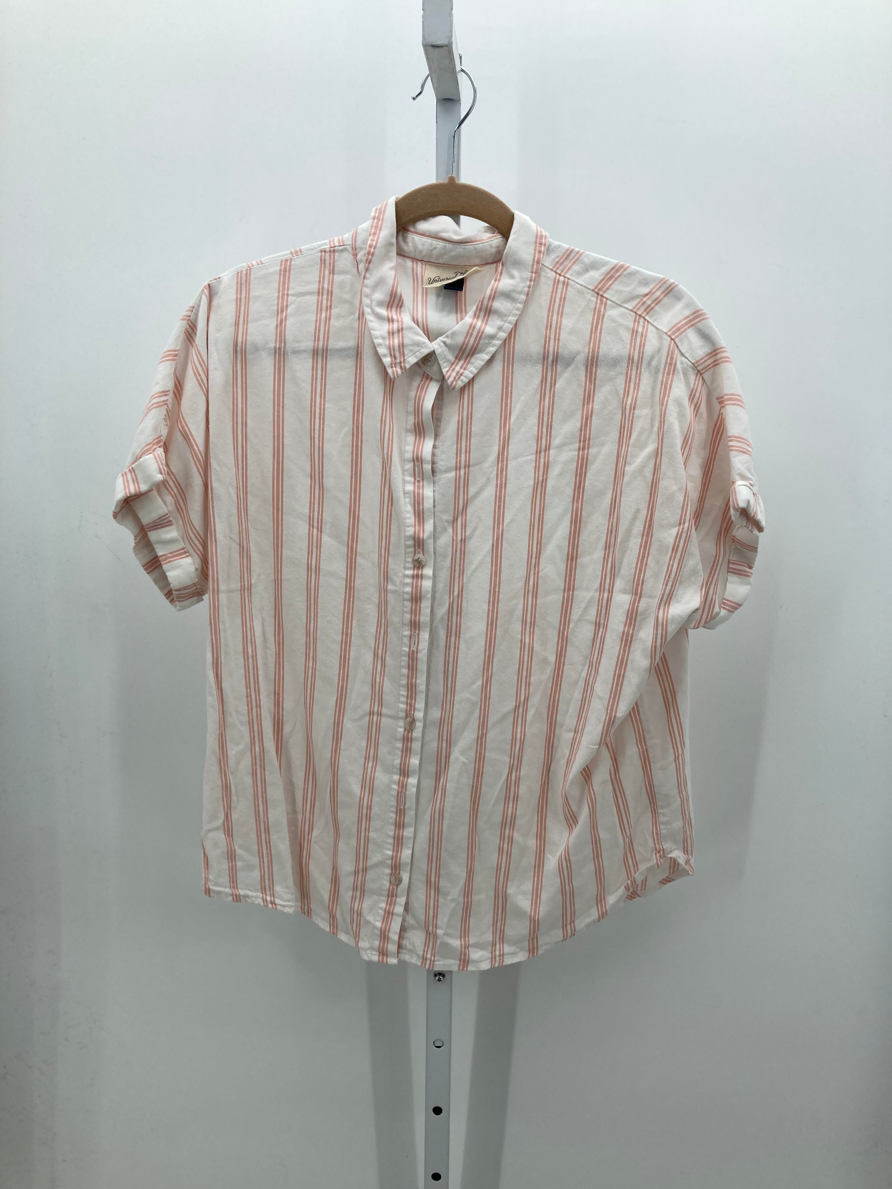 Universal Thread Size Large Misses Short Sleeve Shirt