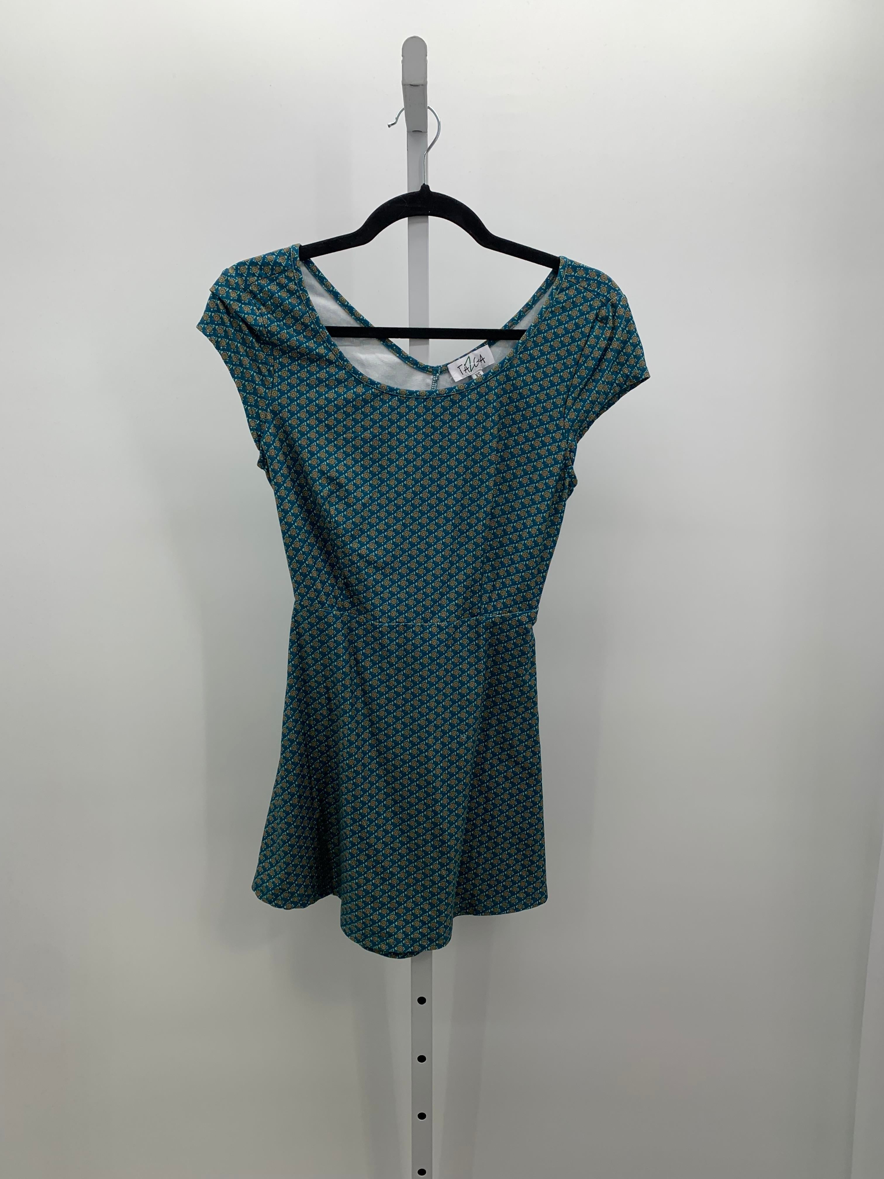 Size X Small Juniors Short Sleeve Dress