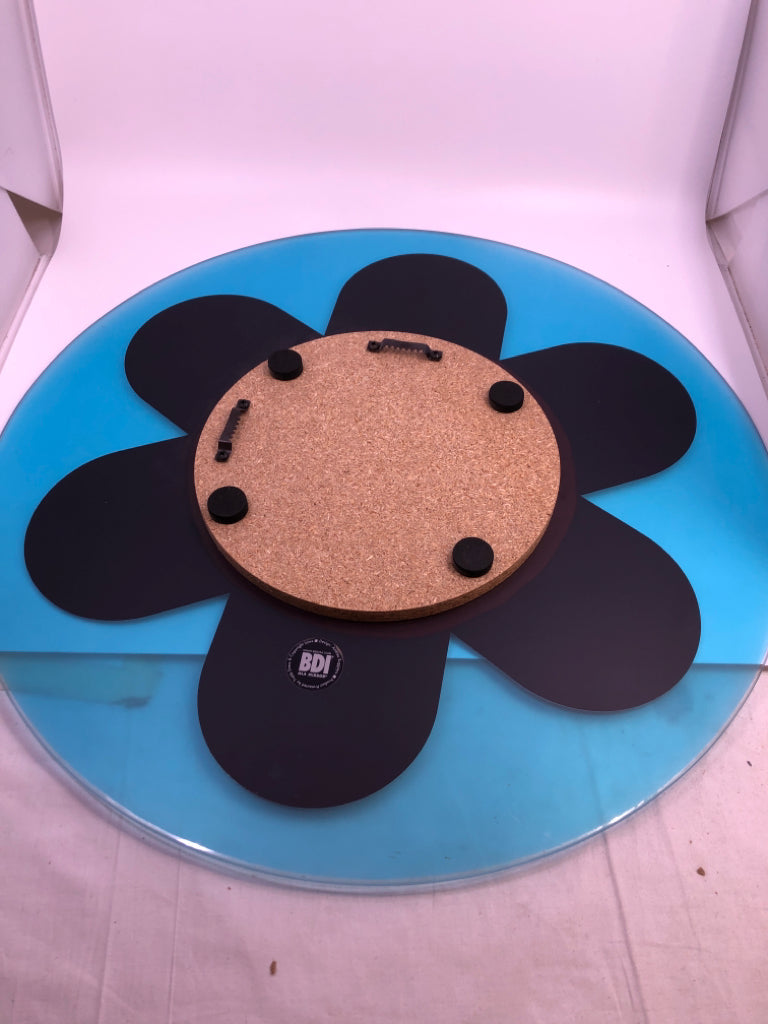 BLUE FLOWER CIRCLE MIRROR BDI OLA BY ANDREA RUGGIERO.