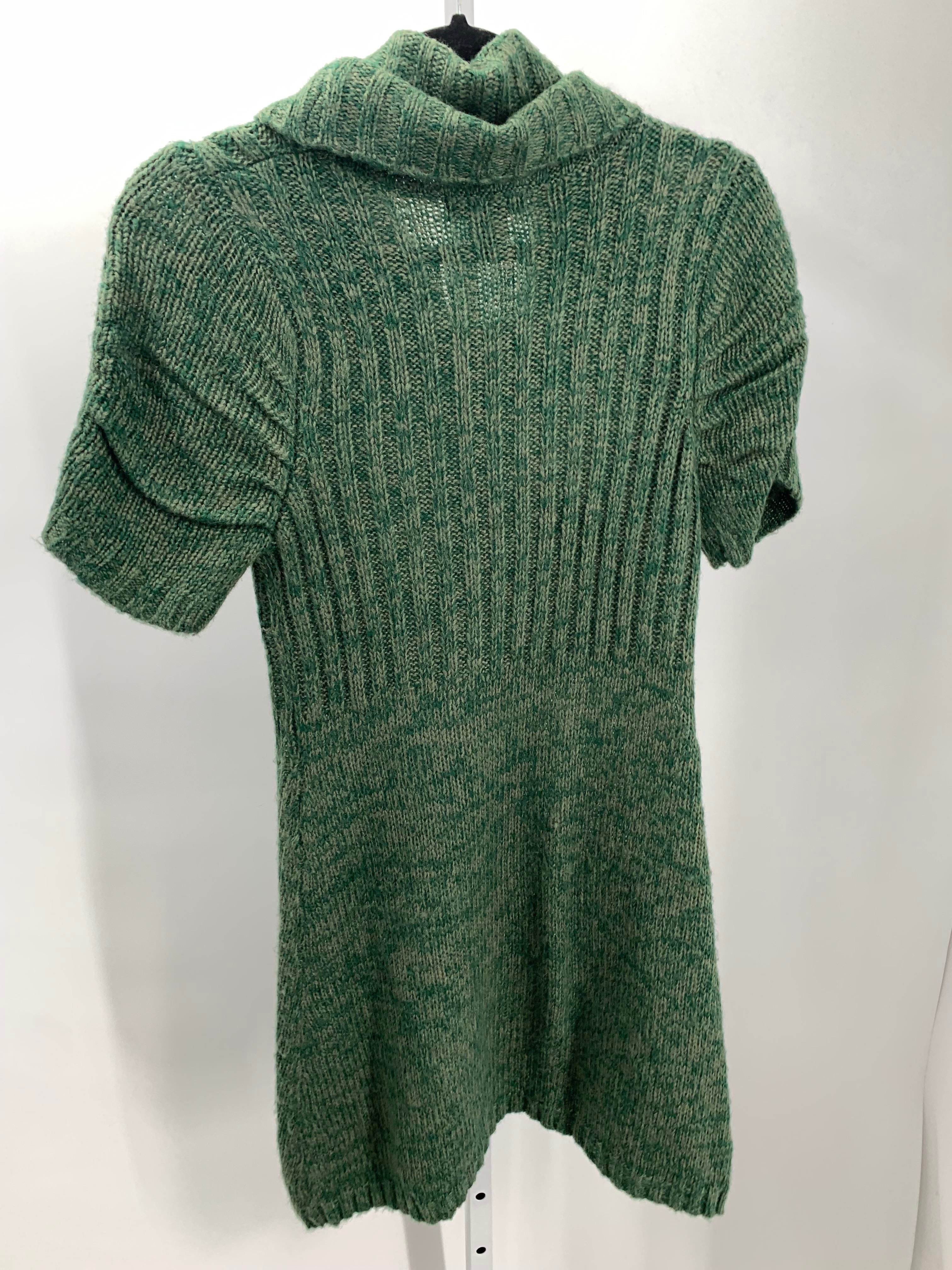 Shorty Size Medium Juniors Short Sleeve Dress