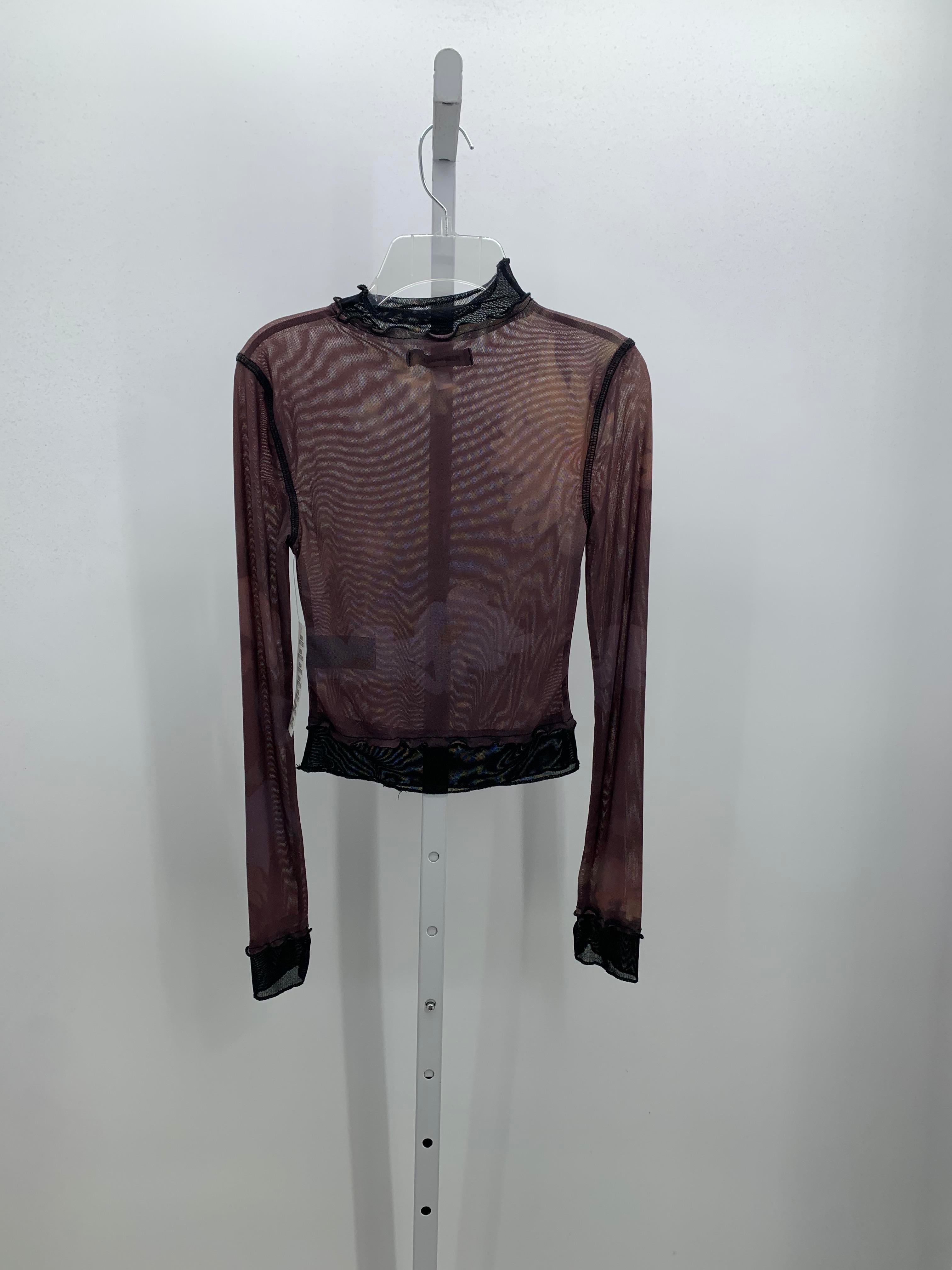 Urban Outfitters Size X Small Juniors Long Sleeve Shirt