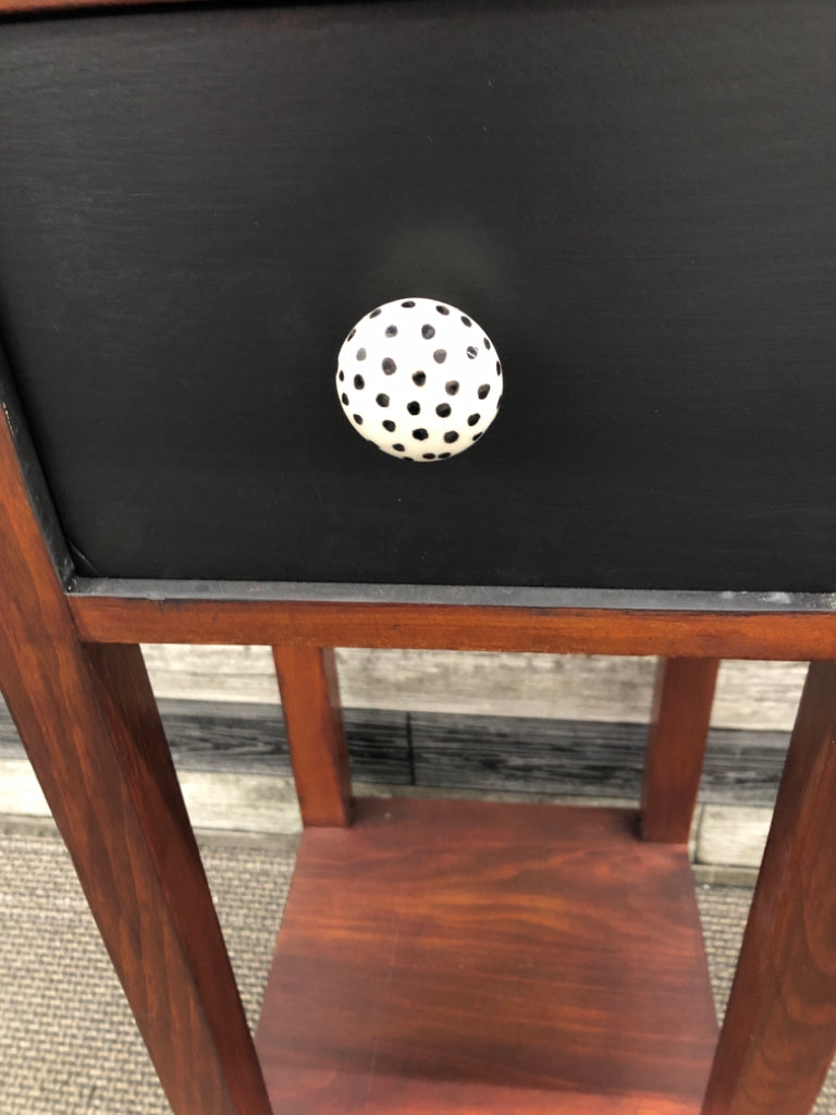 TALL BLACK TOP WOOD BOTTOM SQAURE SIDE TABLE W/ WHITE POLKA DOT KNOB.