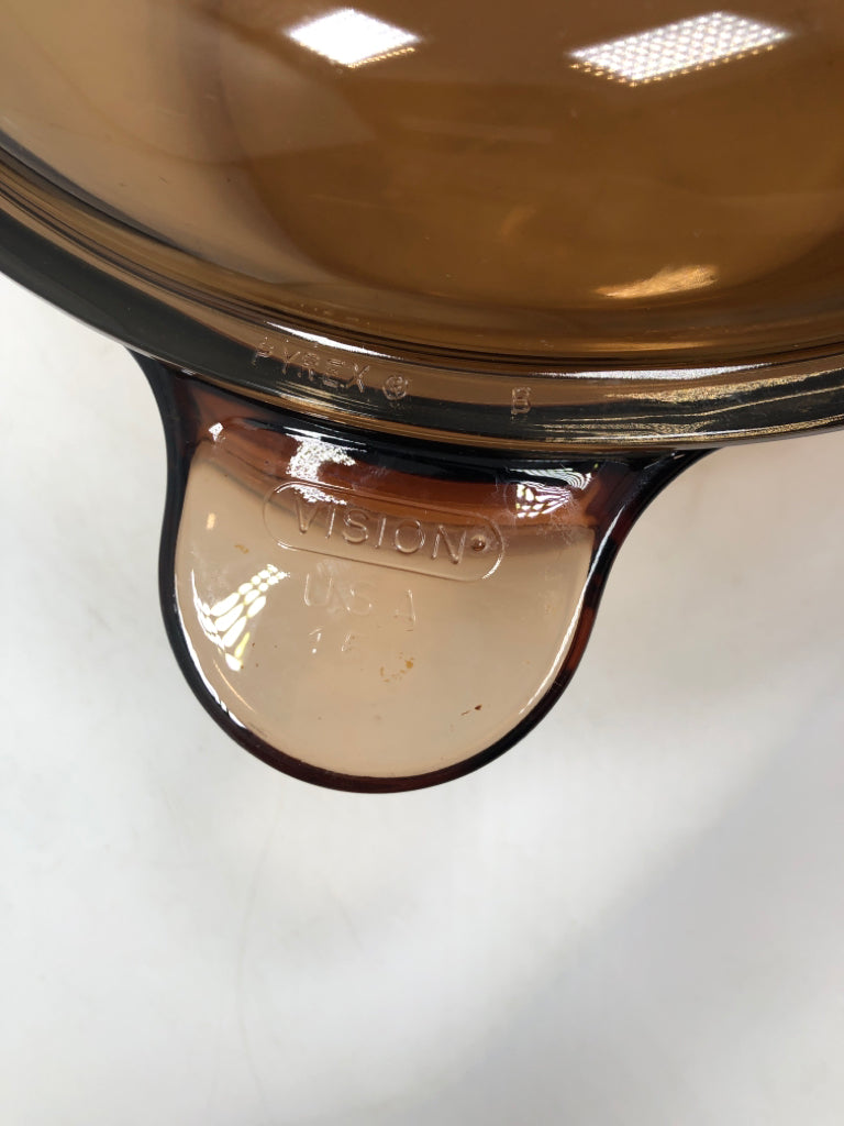 VTG VISIONS AMBER GLASS DUTCH OVEN.