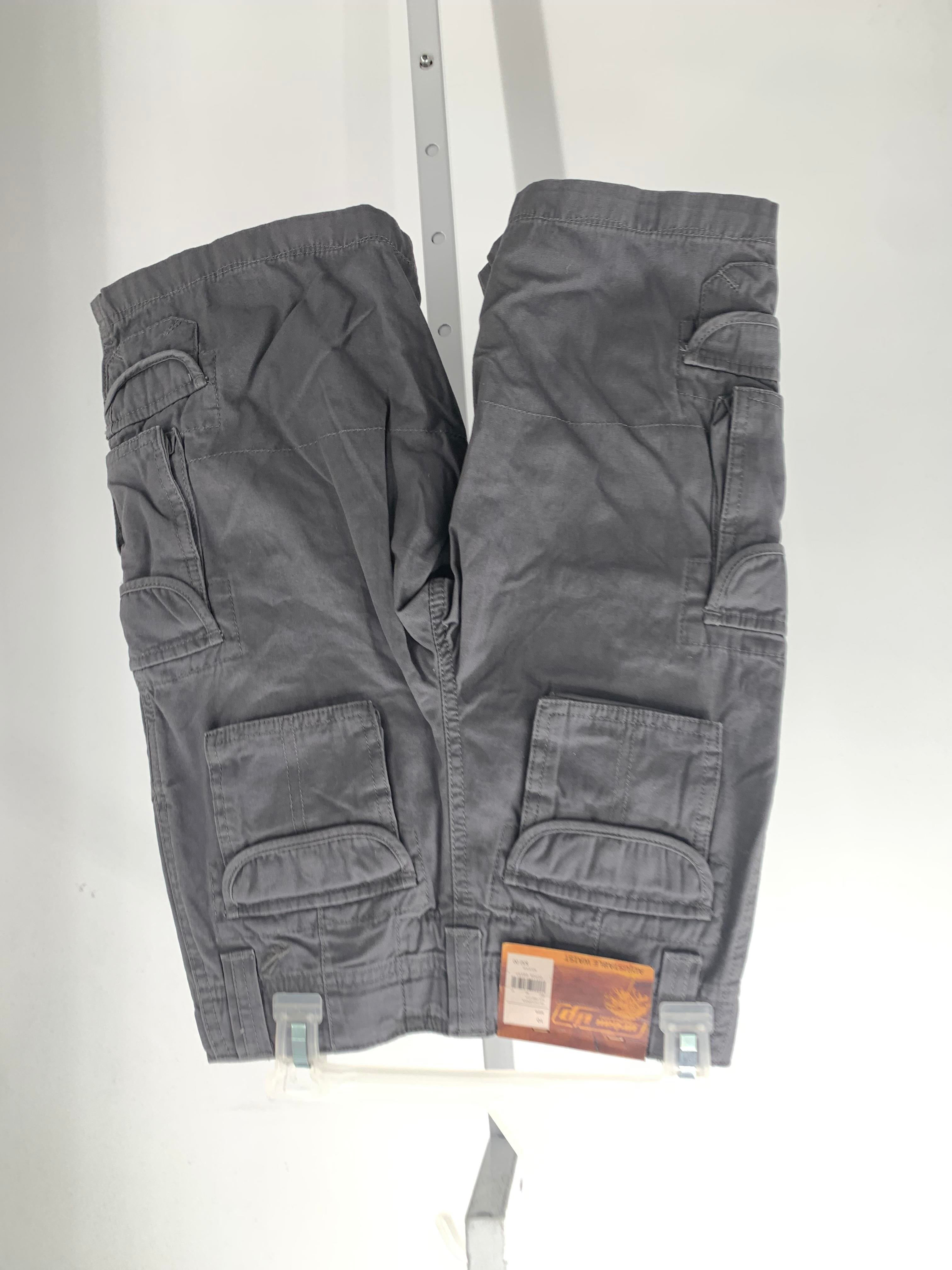 NEW CARGO SHORTS