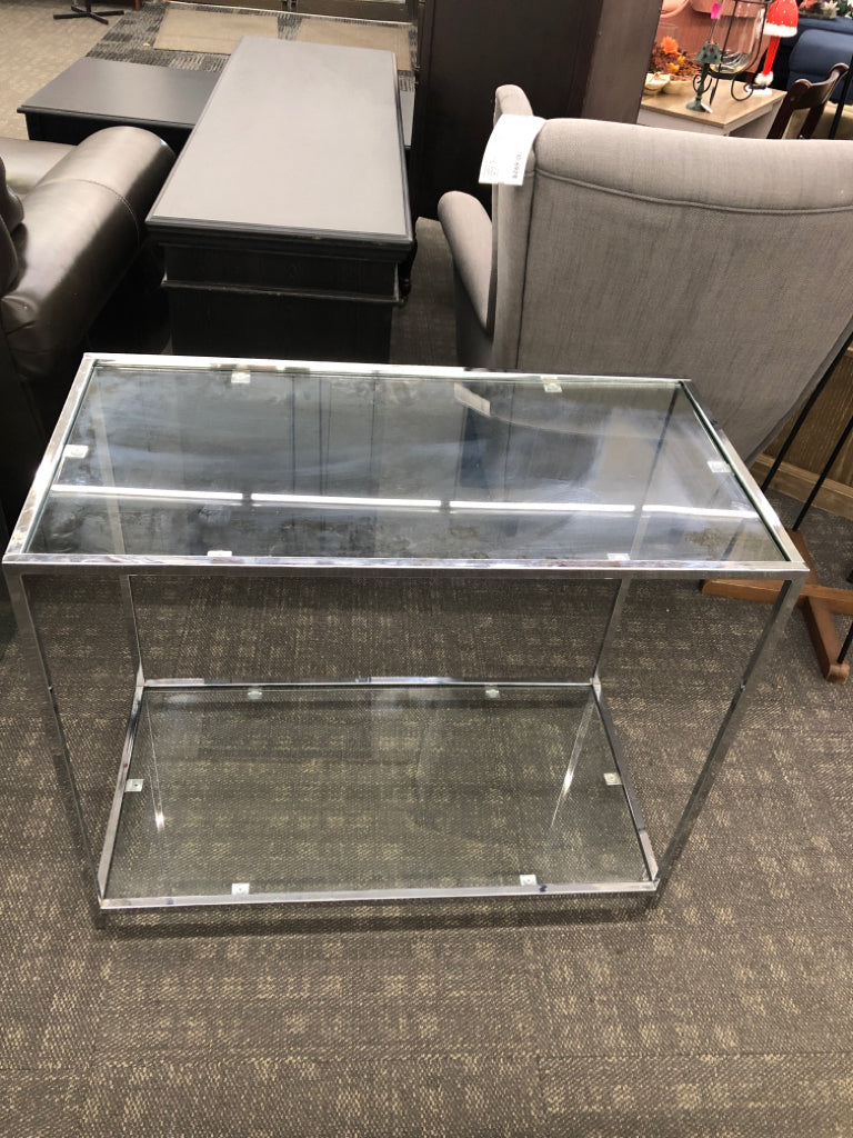 GLASS 2 TIER TABLE.