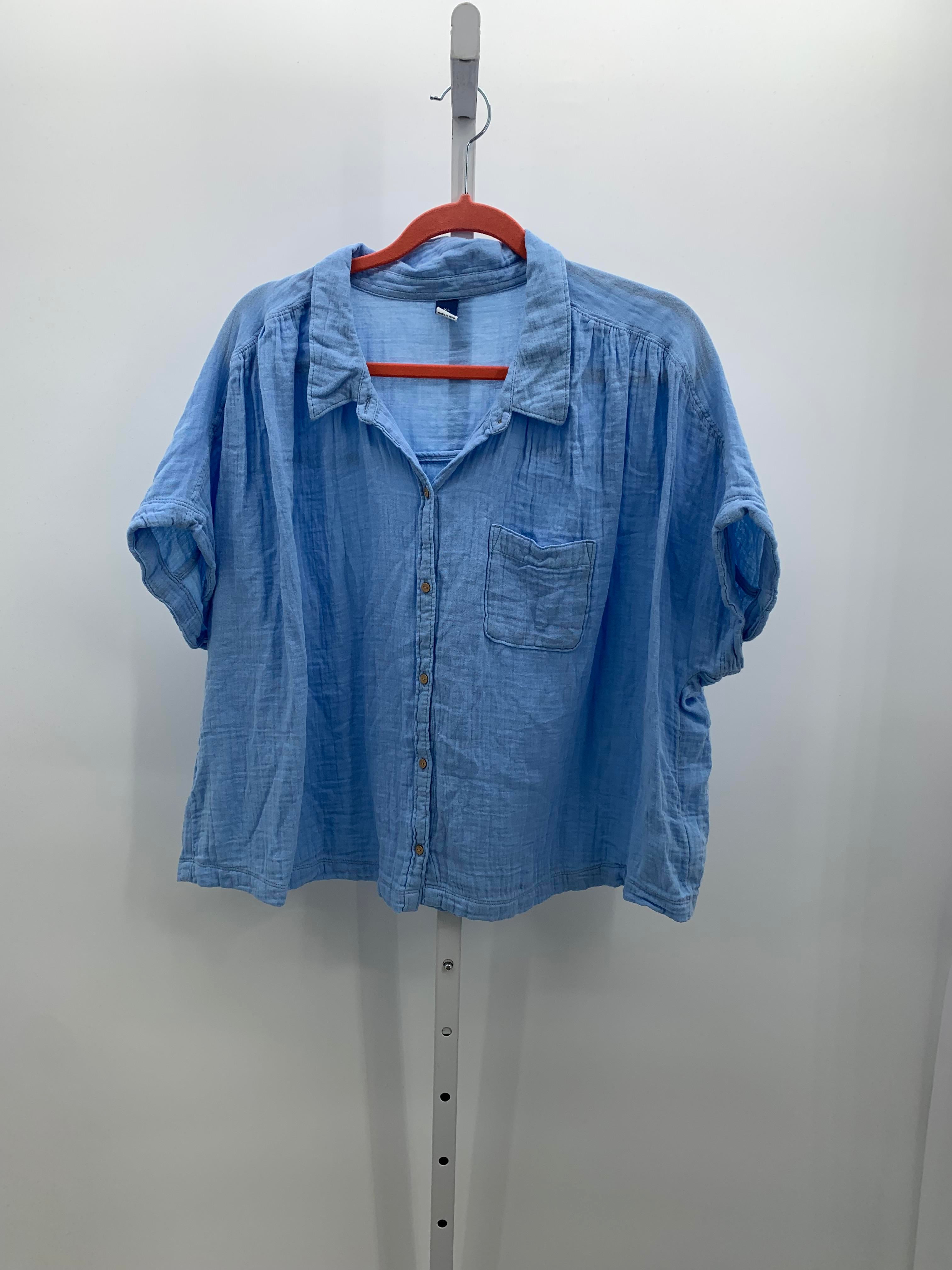 Old Navy Size Extra Large Misses Short Sleeve Shirt