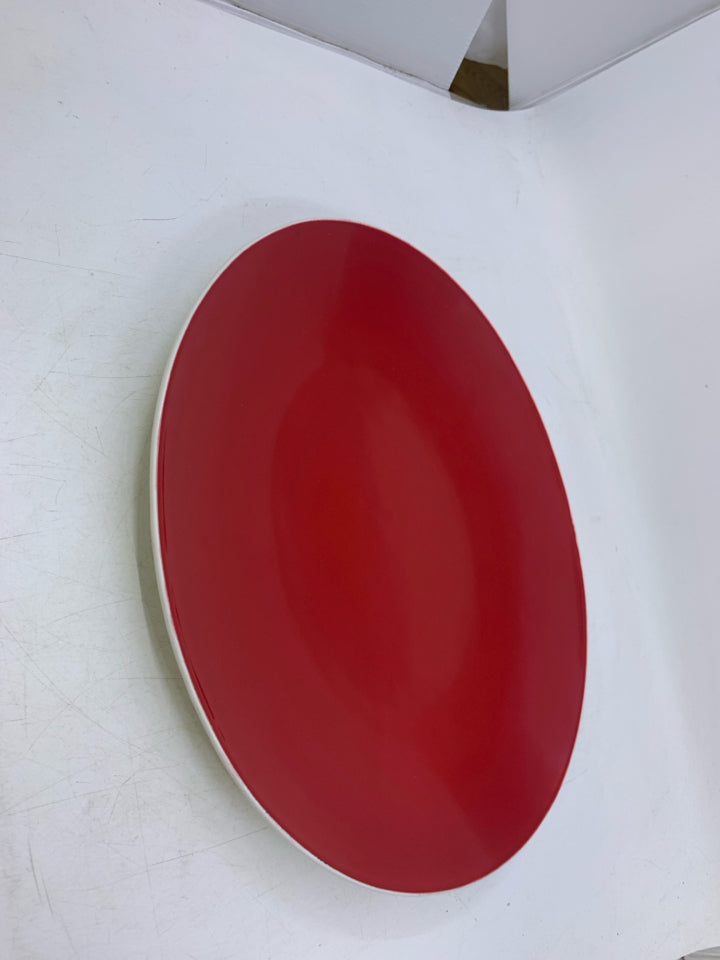 OVAL CERAMIC PLATTER.