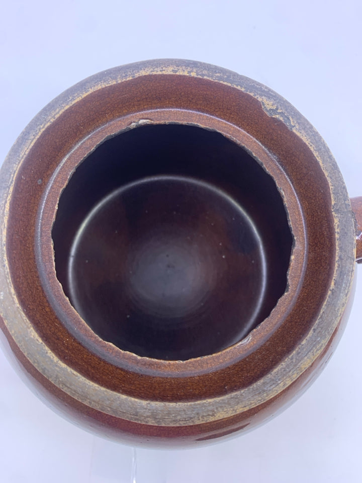 VTG BROWN/CREAM BEAN POT W/ LID ROBINSON RANSBOTTOM POTTERY.