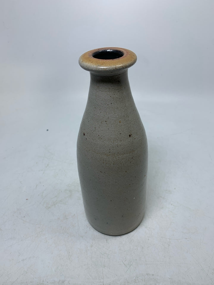 VTG COBALT BLUE BIRD SALT GLAZE BOTTLE/VASE 1990.