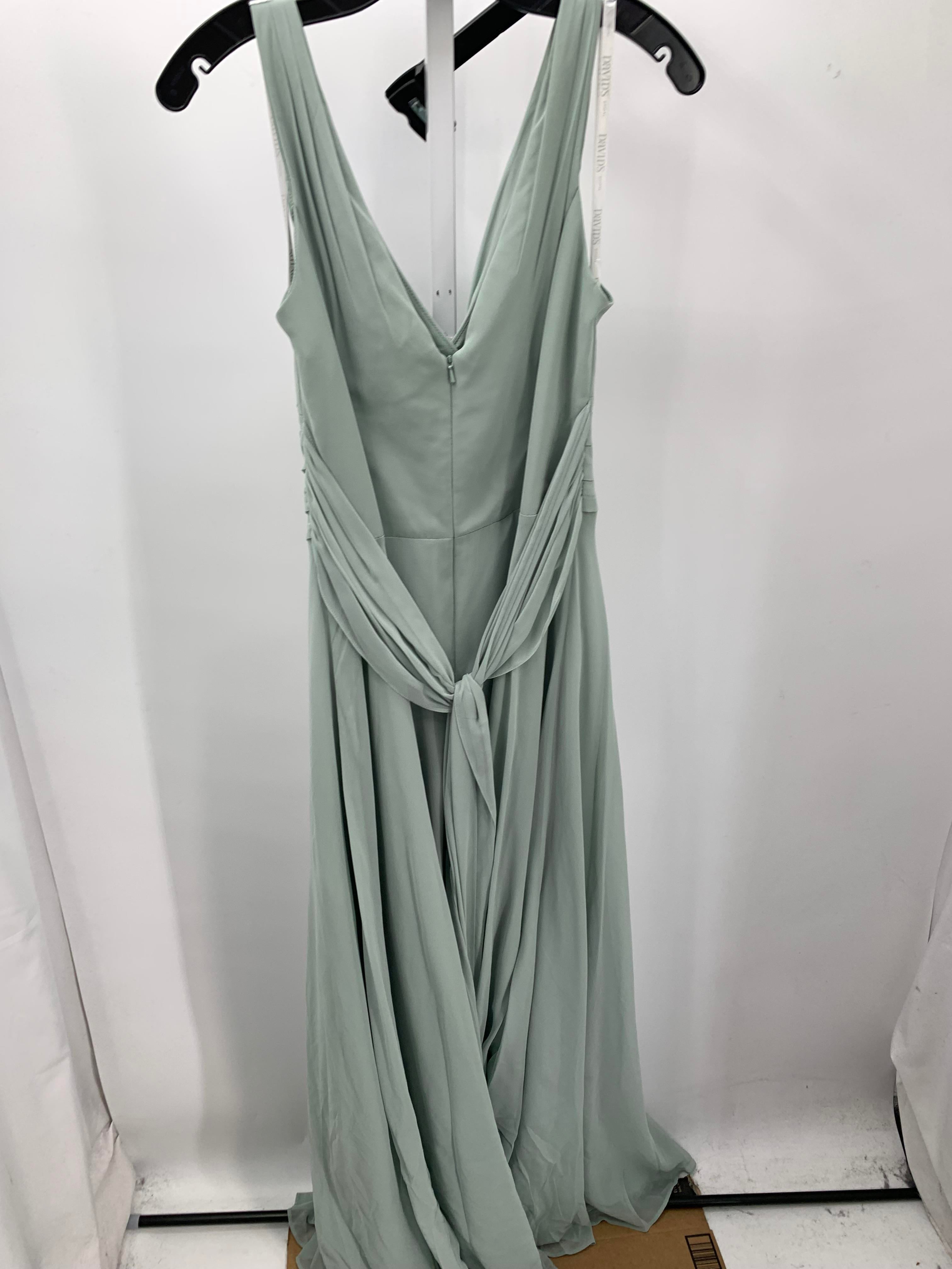 David's Bridal Size 8 Misses Sleeveless Dress