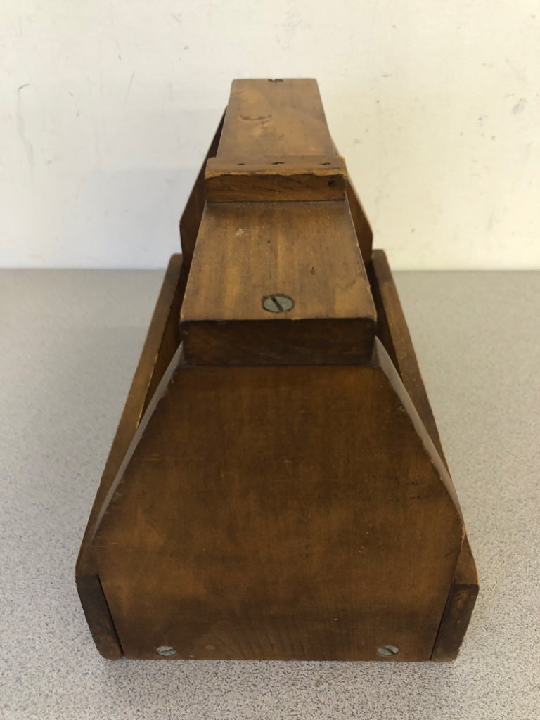 SOLID WOOD BASKET TOTE.