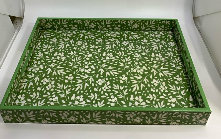 GREEN & WHITE FLORAL SERVING TRAY.