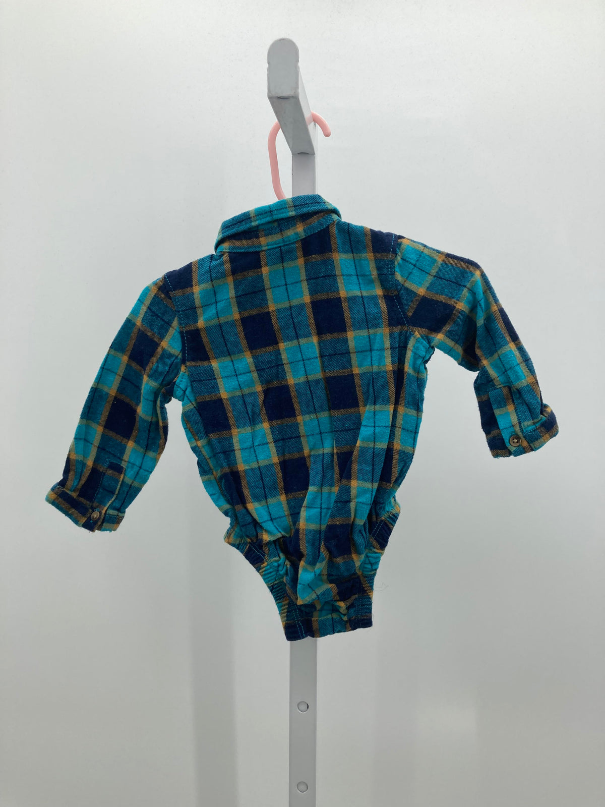 PLAID FLANNEL BUTTON DOWN