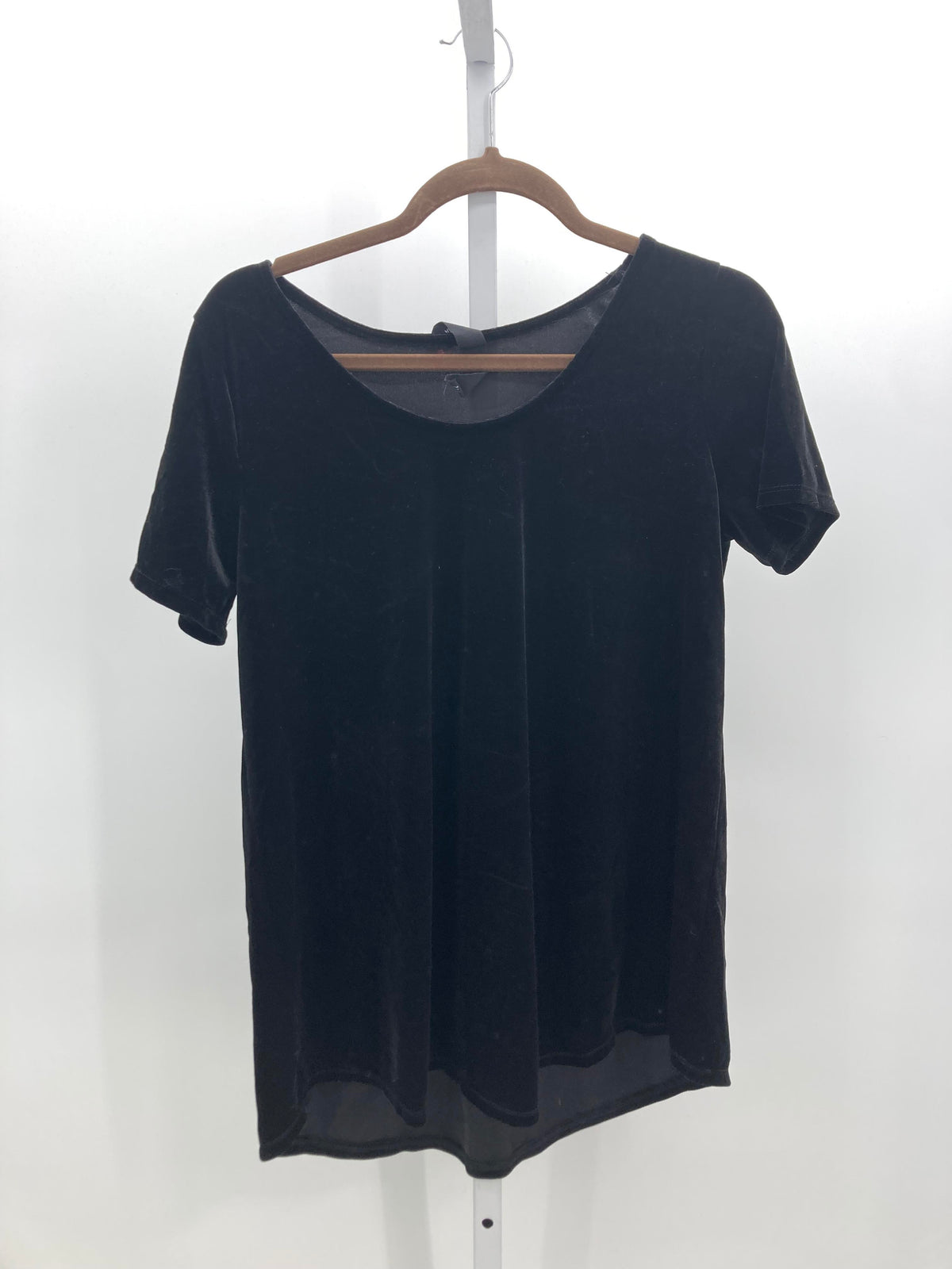 Size Extra Large Misses Short Sleeve Shirt