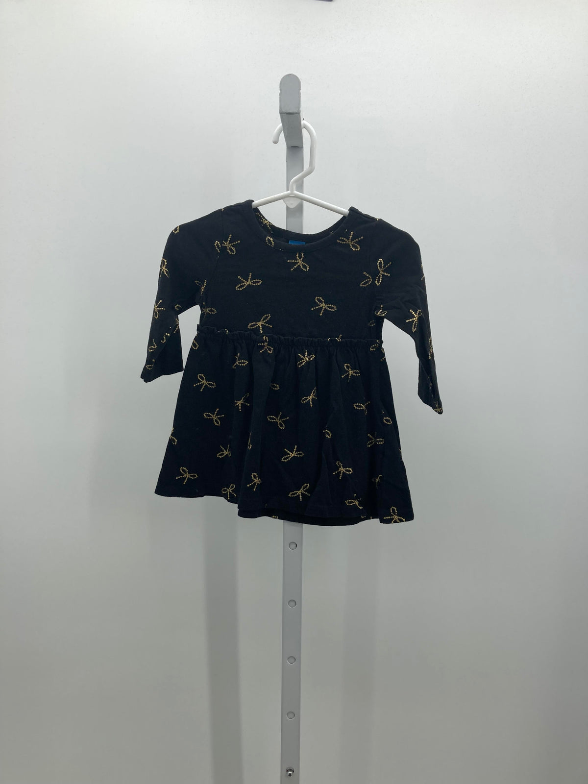 Old Navy Size 6-12 mon Girls Long Sleeve Dress